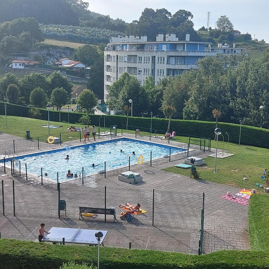 Soleado Piso Con Garaje Y Piscina A 8' Centro Διαμέρισμα Castro Urdiales Εξωτερικό φωτογραφία