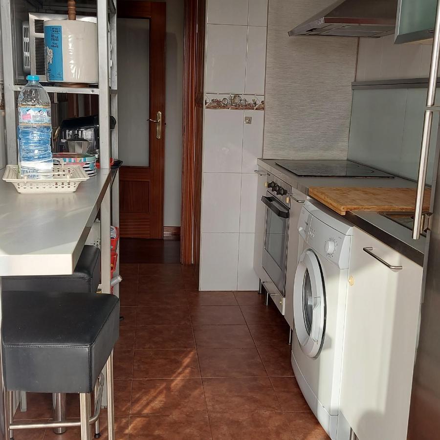 Soleado Piso Con Garaje Y Piscina A 8' Centro Διαμέρισμα Castro Urdiales Εξωτερικό φωτογραφία