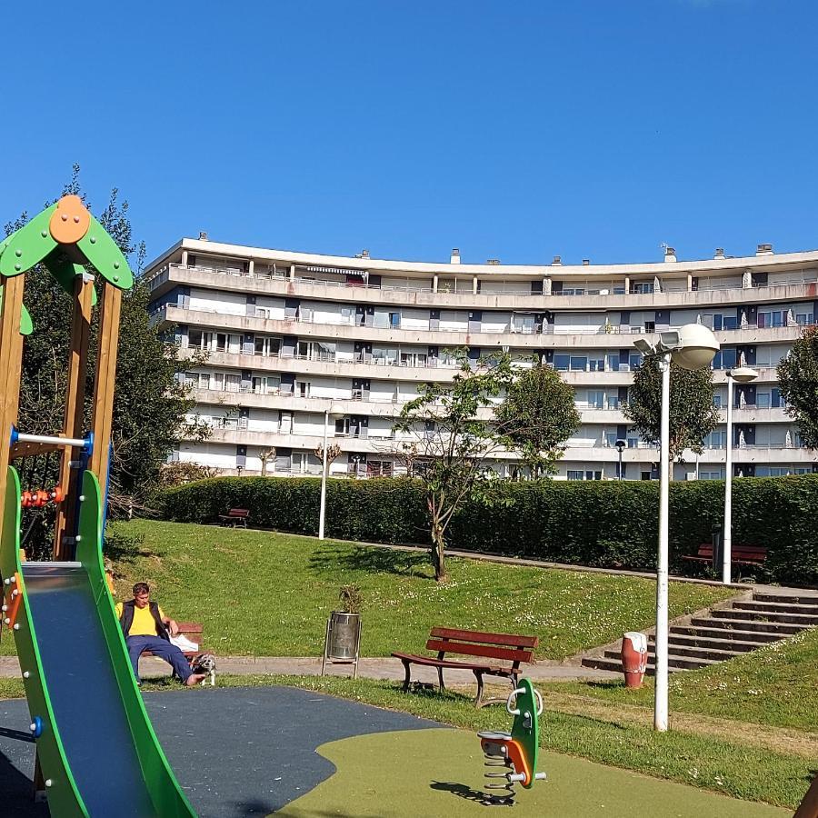 Soleado Piso Con Garaje Y Piscina A 8' Centro Διαμέρισμα Castro Urdiales Εξωτερικό φωτογραφία